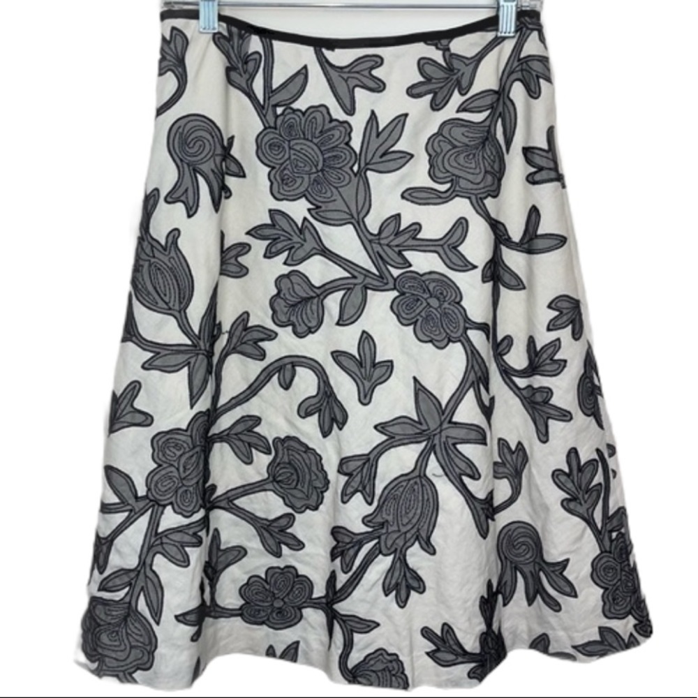 White House Black Market Cotton Linen A Line Skirt White Black floral